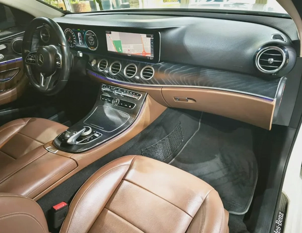 Exclusive E-350 . Fully Loaded . GCC Specs . Excellent Condition