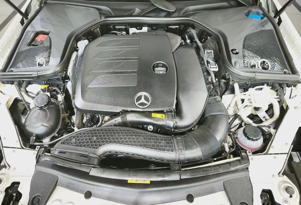 Exclusive E-350 . Fully Loaded . GCC Specs . Excellent Condition