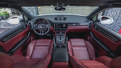 Porsche Cayenne GTS Coupé 2021-3