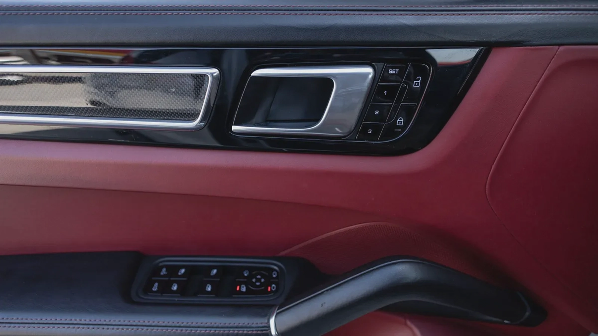 Porsche Cayenne GTS Coupé 2021-5-5