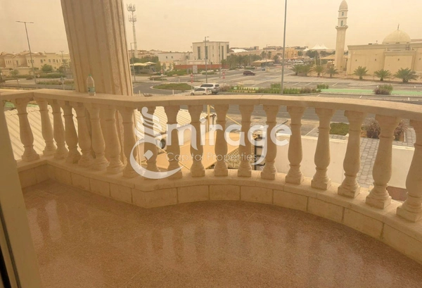 Stand Alone Villa | Spacious 5BR | Vacant