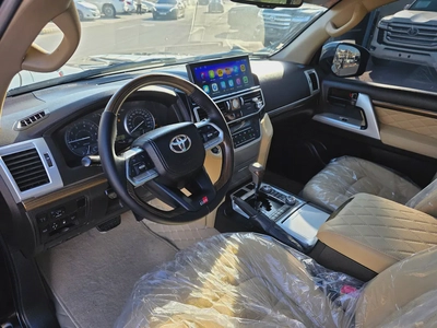 Toyota Land Cruiser GXR V8 Model 2011 Full Options- Special Price-6
