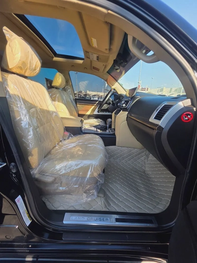 Toyota Land Cruiser GXR V8 Model 2011 Full Options- Special Price-10