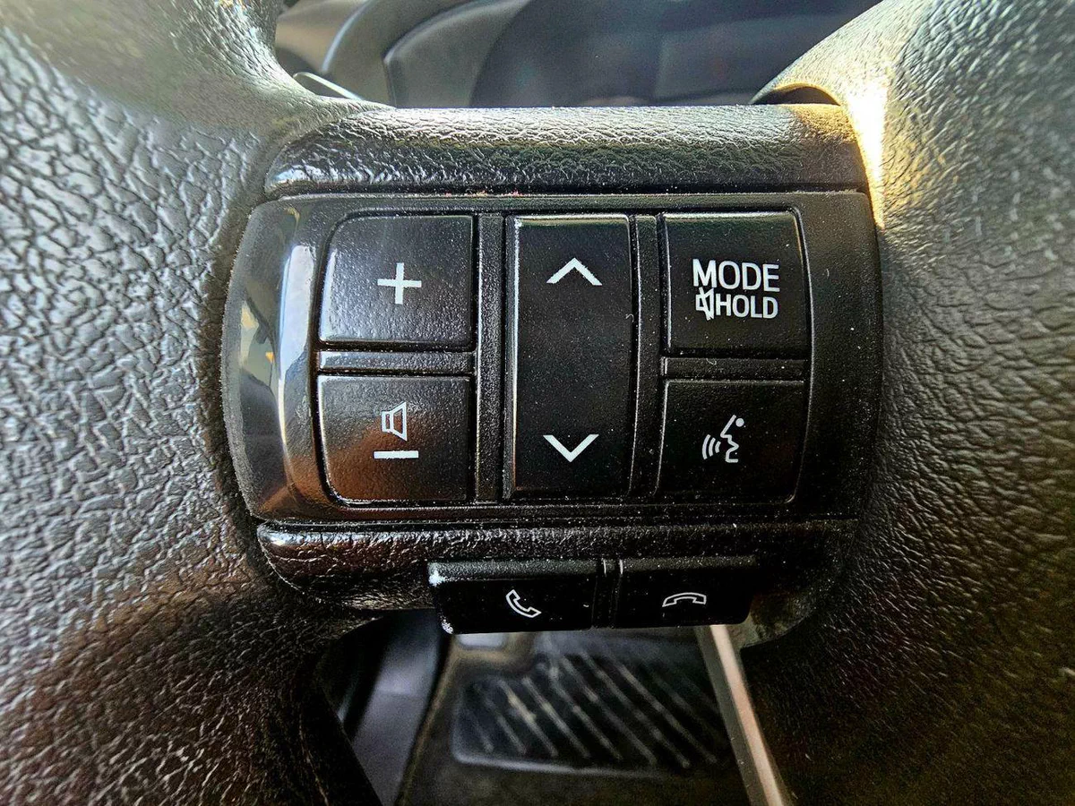 Toyota Hilux GLS PATROL/ AUTO GEAR/ WIDE BODY / AUTO WINDOWS / FULL OPTION-16-0