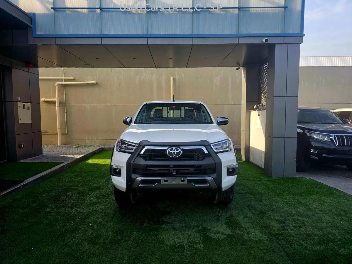 Toyota Hilux GLS PATROL/ AUTO GEAR/ WIDE BODY / AUTO WINDOWS / FULL OPTION-1-0