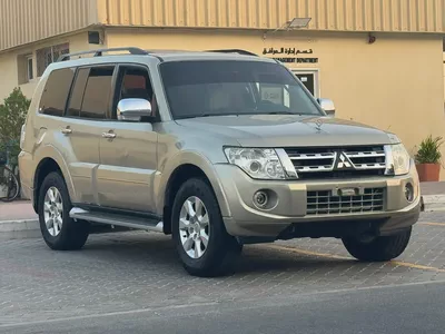 2014 Mitsubishi Pajero Limited GCC Specs-0
