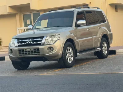 2014 Mitsubishi Pajero Limited GCC Specs-2
