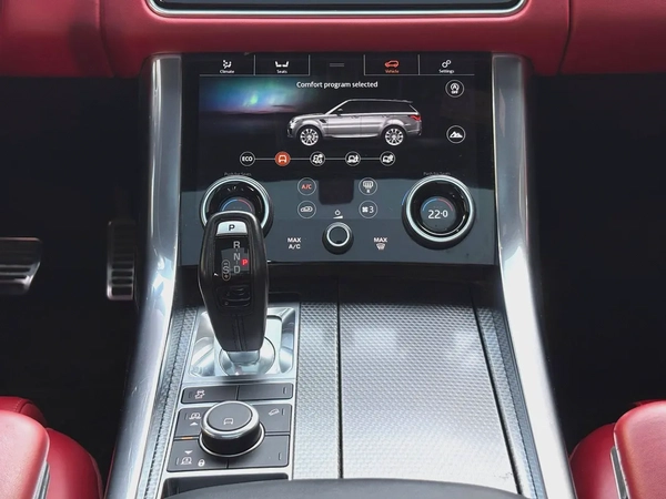 AED 2,790 P.M | 0% DOWN PAYMENT | RANGE ROVER SPORT HSE V6 | 2021 | GCC SPECS