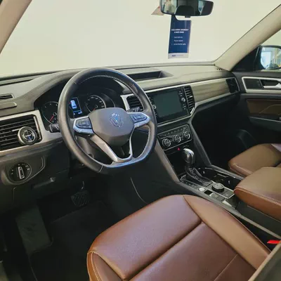 AED 1081 PM | VOLKSWAGEN TERAMONT 2021 | FULL AGENCY SERVICE HISTORY | COMFORTLINE | 7-SEATER | GCC-9