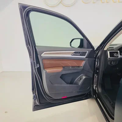 AED 1081 PM | VOLKSWAGEN TERAMONT 2021 | FULL AGENCY SERVICE HISTORY | COMFORTLINE | 7-SEATER | GCC-7