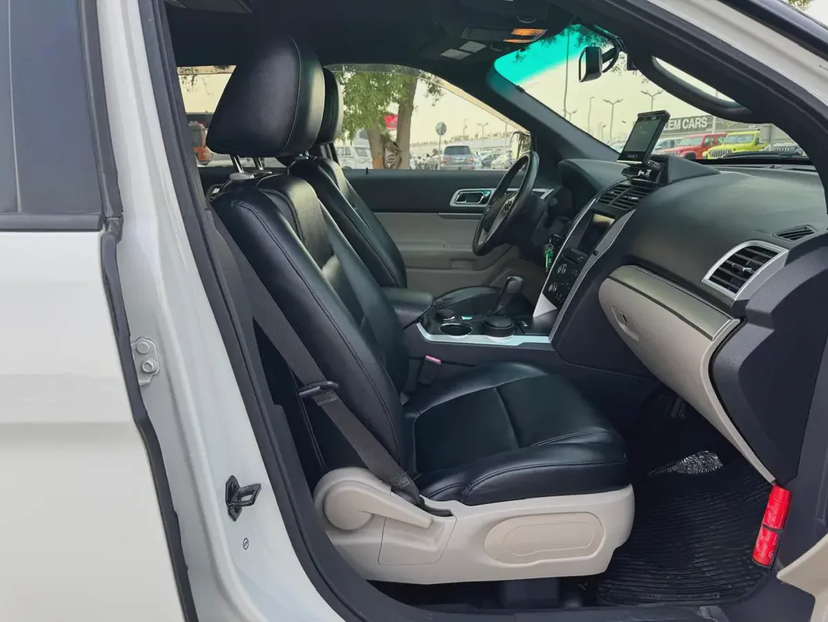 FORD EXPLORER | XLT | 2012 | 7 SEATS | CLEAN CAR FRESH JAPAN IMPORT-11-11