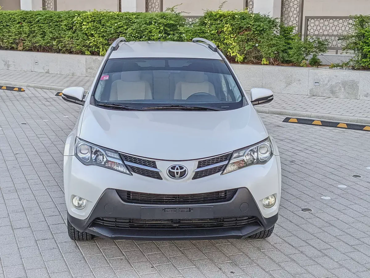 Toyota Rav 4 2014 EX GCC Specs Premium Condition Perfect Family SUV-4-4