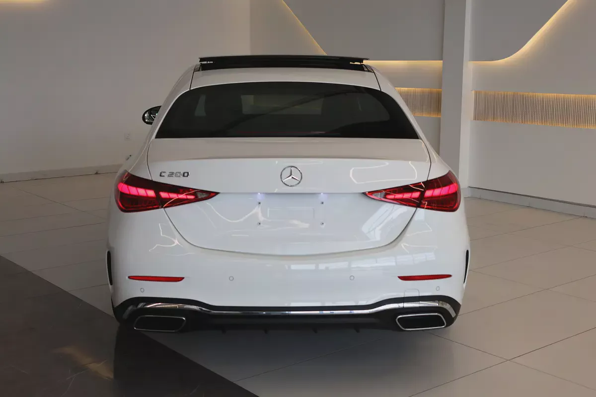 Pristine 2023 Mercedes-Benz C200 | GCC Specs | Low Mileage-5-5