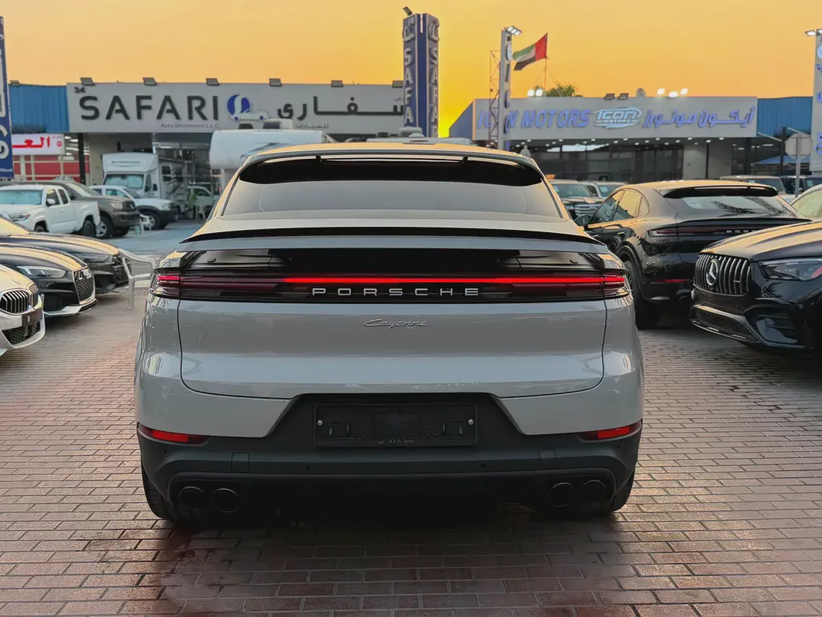 Porsche Cayenne Coupe 2024 GCC Specs-9-9