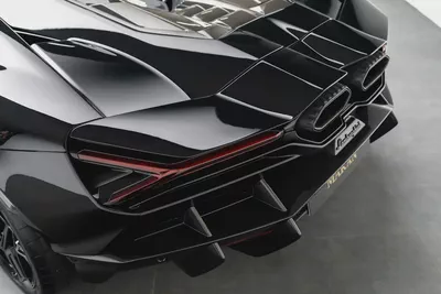 Lamborghini Revuelto 2024 GCC Specs | 1001 HP V12 Hybrid | Brand New-4