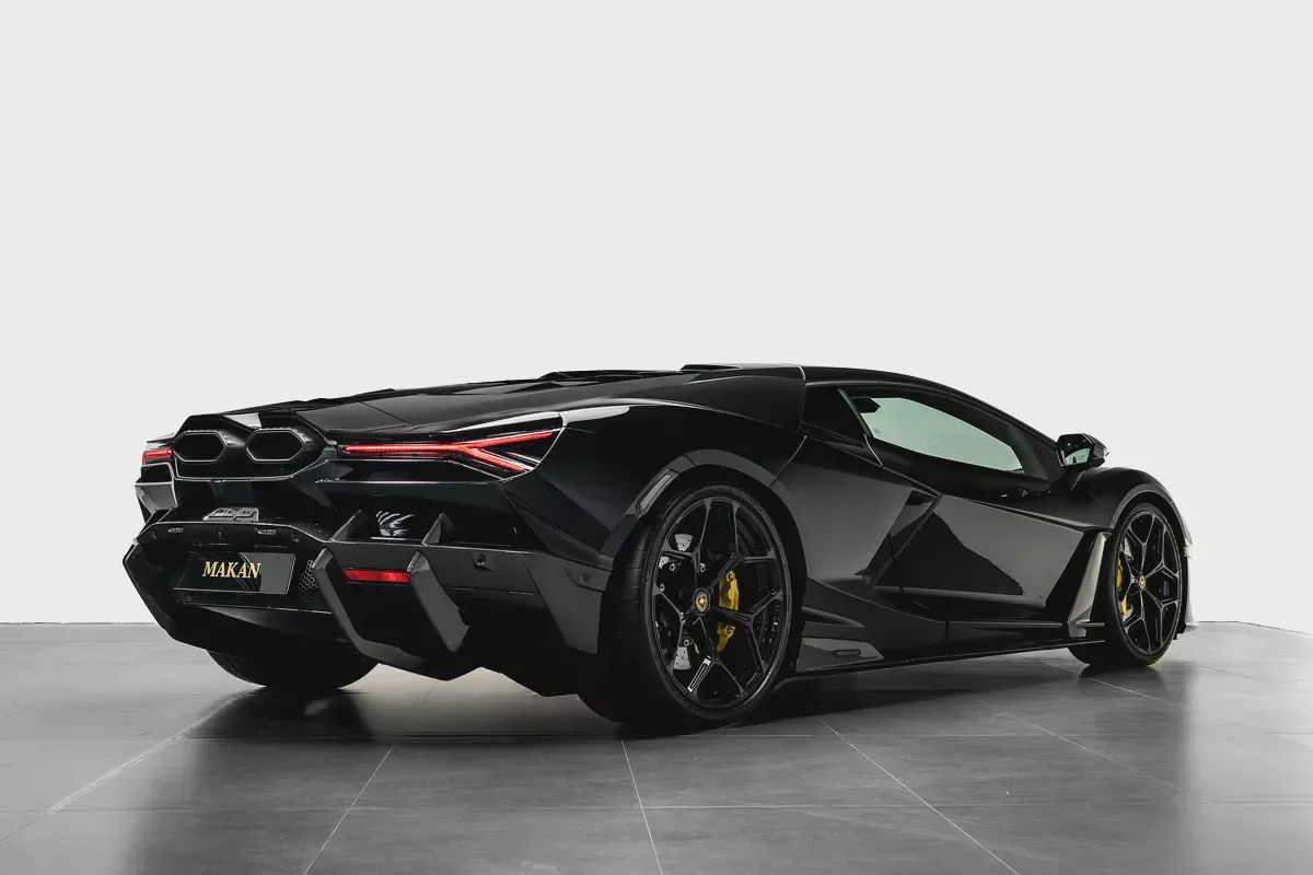 Lamborghini Revuelto 2024 GCC Specs | 1001 HP V12 Hybrid | Brand New-3-3