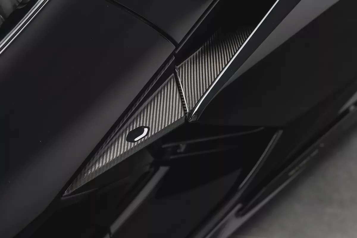Lamborghini Revuelto 2024 GCC Specs | 1001 HP V12 Hybrid | Brand New-8-8