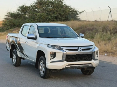 Mitsubishi L200 2020 4X4 GCC Specs-4