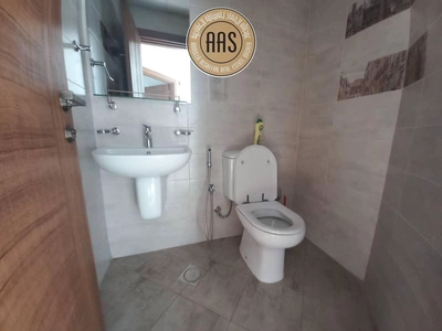 Closer to Metro 1bhk 2bathrooms in 70k balcony wardrobes 1parking free-9
