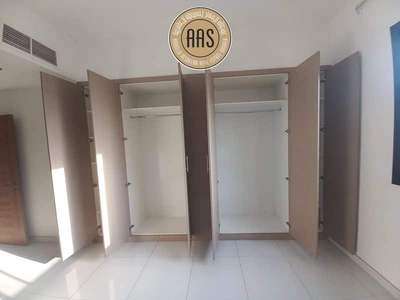 Closer to Metro 1bhk 2bathrooms in 70k balcony wardrobes 1parking free-5