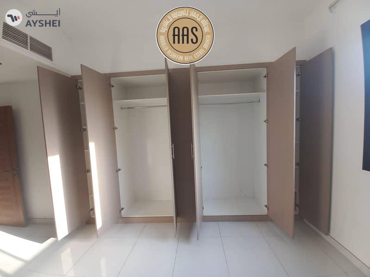Closer to Metro 1bhk 2bathrooms in 70k balcony wardrobes 1parking free-5-5