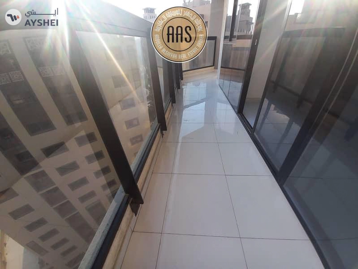 Closer to Metro 1bhk 2bathrooms in 70k balcony wardrobes 1parking free-8-8