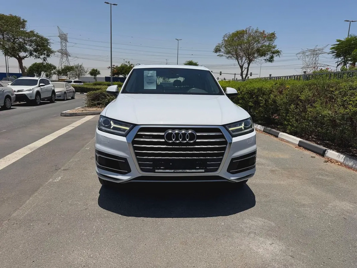 Audi Q7 45 TFSI Quattro 2017 | GCC Specs | Well Maintained