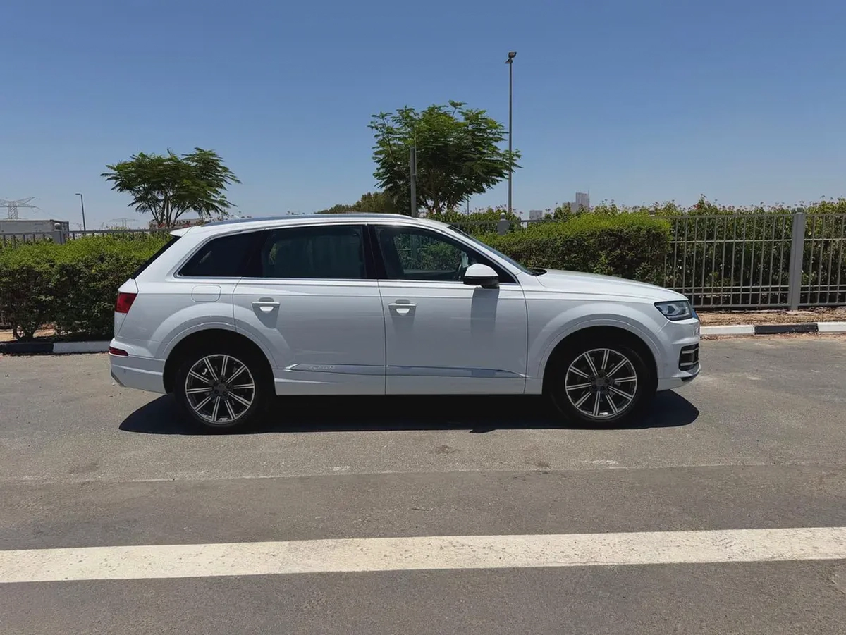 Audi Q7 45 TFSI Quattro 2017 | GCC Specs | Well Maintained-3-3