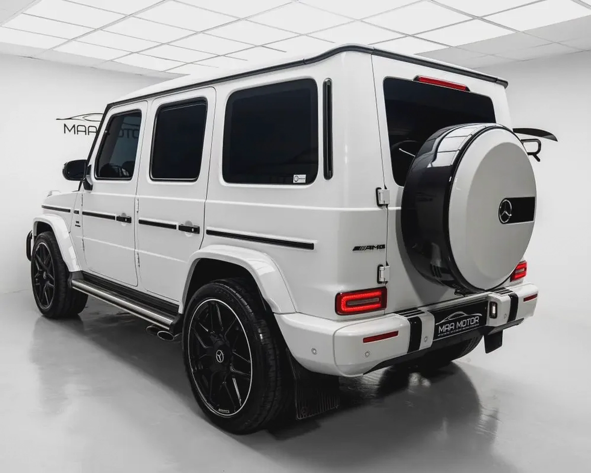 2022 Mercedes-Benz G-Class G 63 AMG - Japanese Specs-5-5