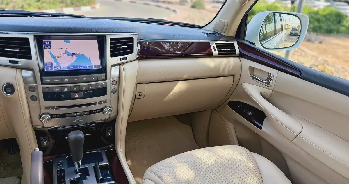 2013 Lexus LX570 | G.C.C Spec | First Owner-15-15