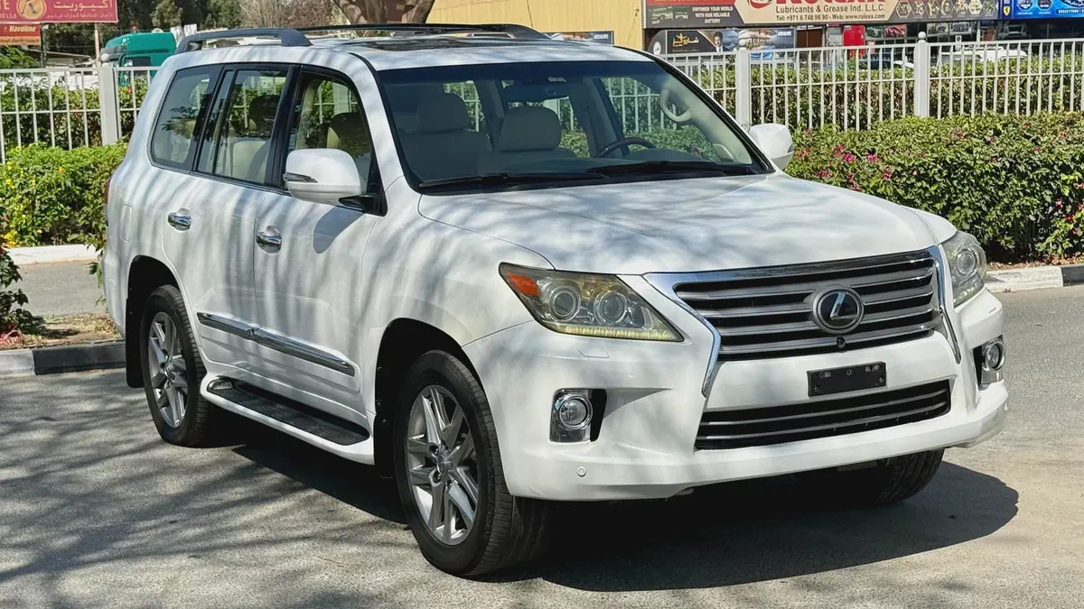 2013 Lexus LX570 | G.C.C Spec | First Owner-2-2