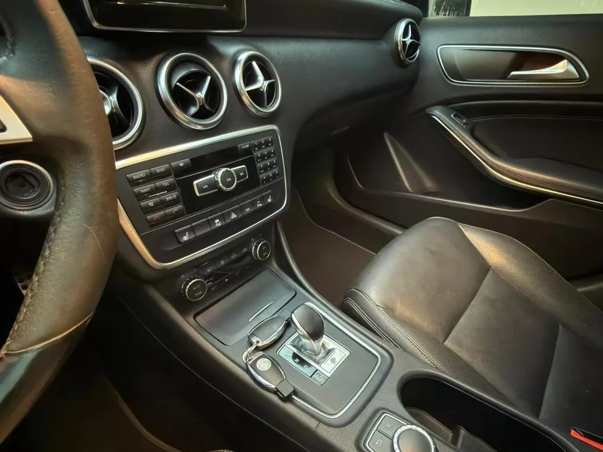 Gulf Specs 2014 MERCEDES A45 AMG 4-Matic 2.0Litre 4-Cylinder Turbo-Charged-5-5