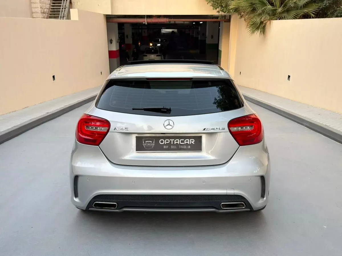 Gulf Specs 2014 MERCEDES A45 AMG 4-Matic 2.0Litre 4-Cylinder Turbo-Charged-11-11