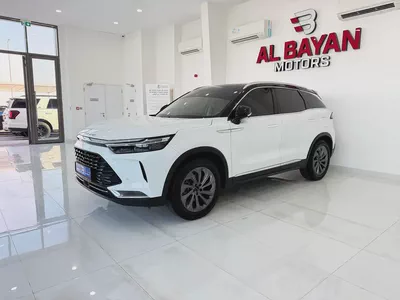 بايك X7  بريميوم ابيض / زعفراني 2022 (خليجي)-1