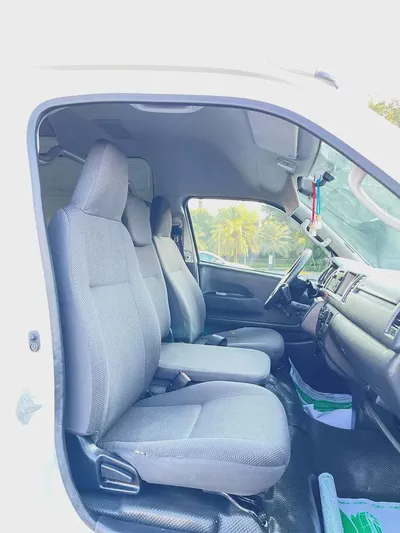 Toyota Hiace Hairof Delivery Van 2018-5