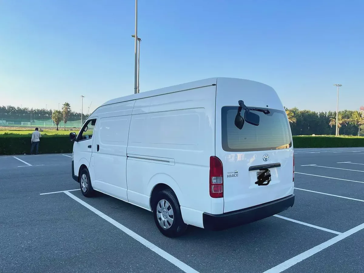 Toyota Hiace Hairof Delivery Van 2018-4-4