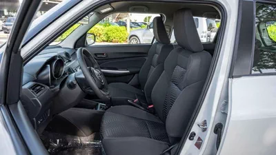 Suzuki Swift GLX 1.2P AT MY2024-17