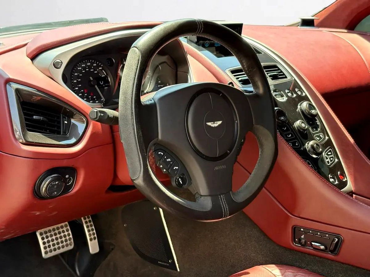 ASTON MARTIN VANQUISH | V12 | 2014 | GCC SPECS-6-6