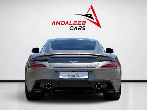 ASTON MARTIN VANQUISH | V12 | 2014 | GCC SPECS