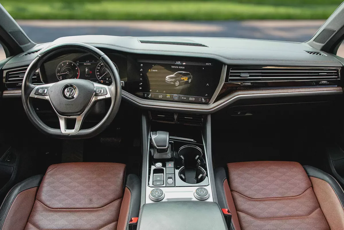 2,057 P.M |  Touareg | Warranty | VW History | 0% Downpayment | Warranty | Volkswagen History!-7-7