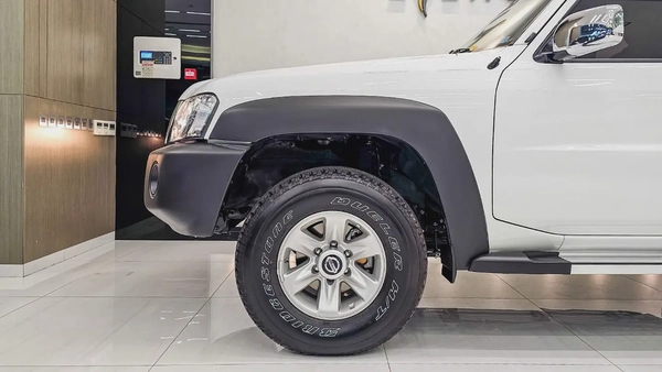 NISSAN - SAFARI - Y61 MT - V6 4.8L - MANUEL - 4WD - UNDER WARRANTY - 2024 - 0 KM - GCC SPECS - 4DOOR