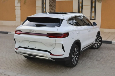 YD SONG PLUS PREMIUBM - 6YRS WARRANTY / 45,000 KM SERVICE - 8YRS BATTERY WARRANTY - GCC SPECS --5