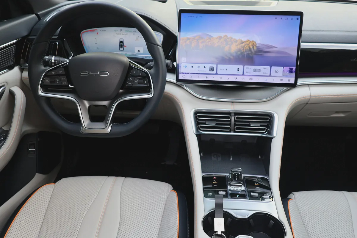 YD SONG PLUS PREMIUBM - 6YRS WARRANTY / 45,000 KM SERVICE - 8YRS BATTERY WARRANTY - GCC SPECS --13-13
