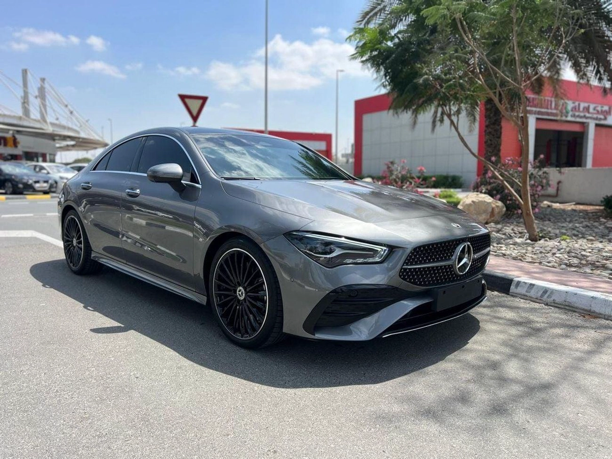 Mercedes Benz CLA250 PREMIUM-1-0