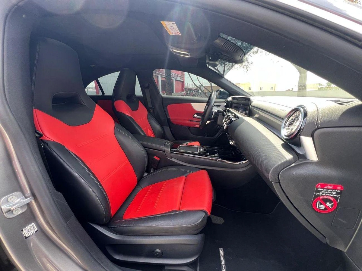 Mercedes Benz CLA250 PREMIUM-6-0