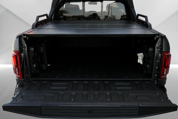 FORD RAPTOR F150 - 2019 - GCC - FULLY LOADED -GREY MATT - AMAZING CONDITION