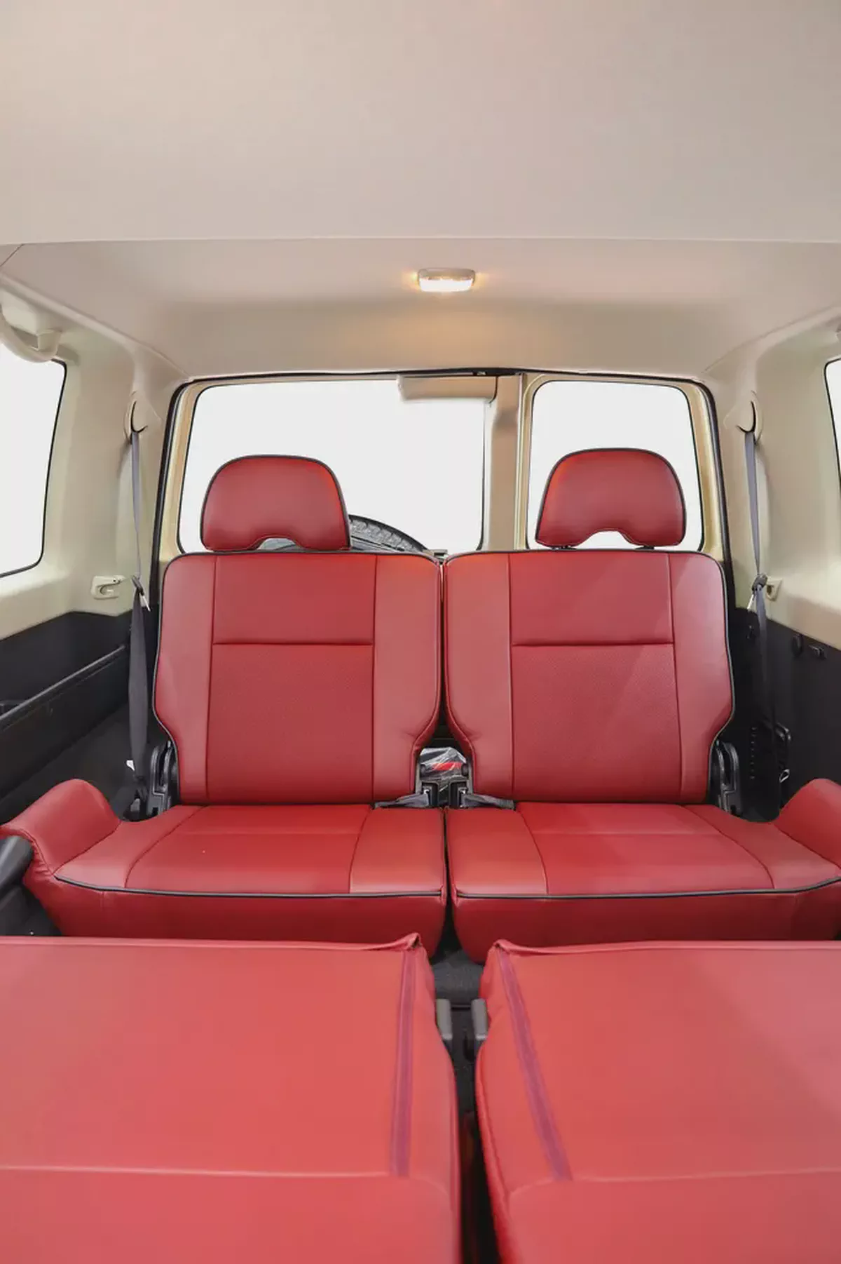 NISSAN PATROL SUPER SAFARI GCC LEGEND EDITION - VTC 4800 - FULLY LOADED IN SPECIAL SAND BEIGE-13-13