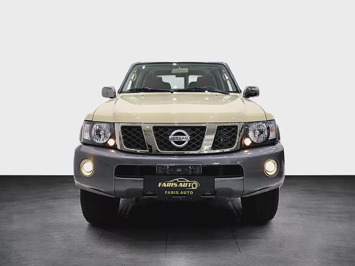 NISSAN PATROL SUPER SAFARI GCC LEGEND EDITION - VTC 4800 - FULLY LOADED IN SPECIAL SAND BEIGE-1-1