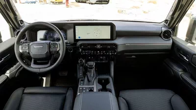 Toyota Prado GXR Toyota Prado Luxury 2.8L Diesel MY2025-10