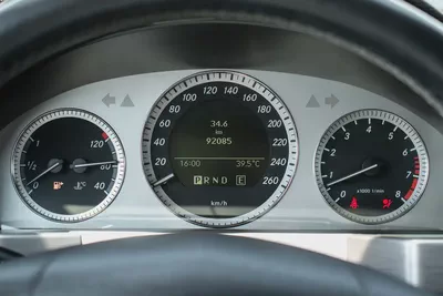 2011 - BENZ GLK300 - IMMACULATE CONDITION - ONLY 92,000 KM DONE-8